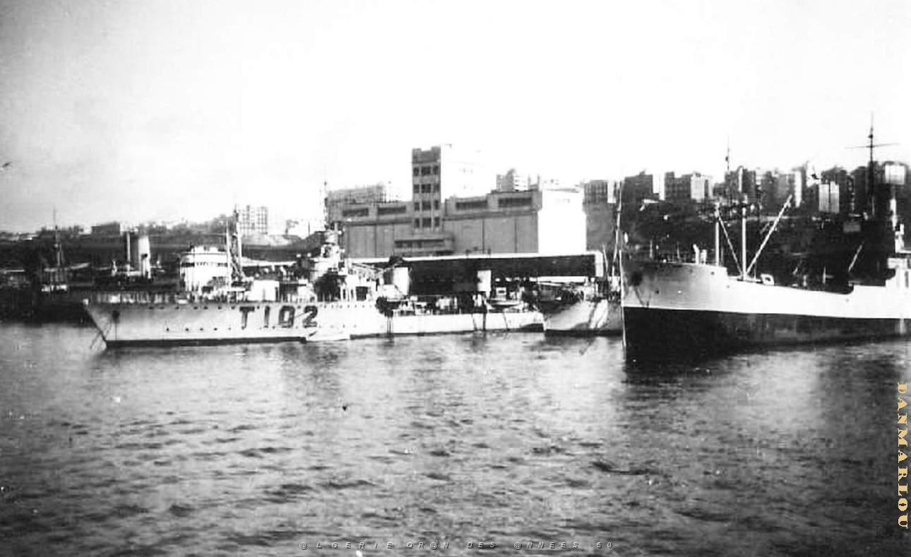 Oran - Port - Silos.jpg